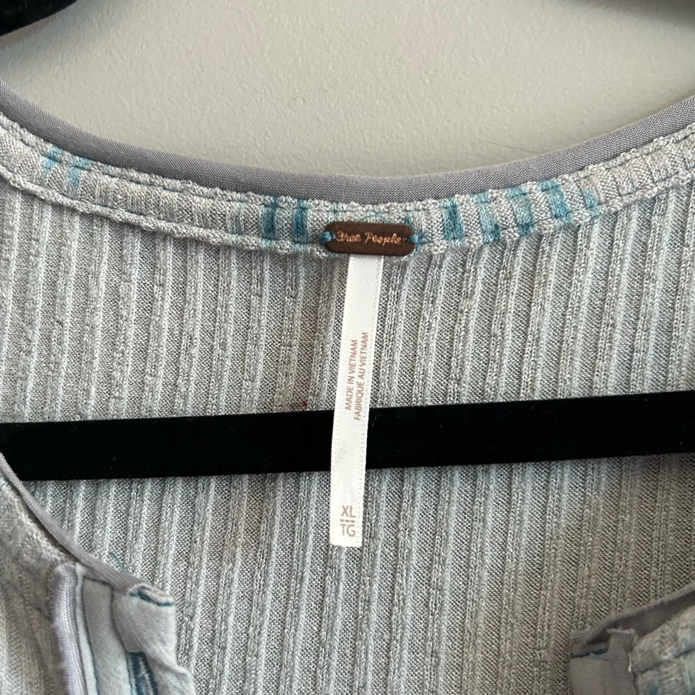 Free People Henley - Picture 2 of 2